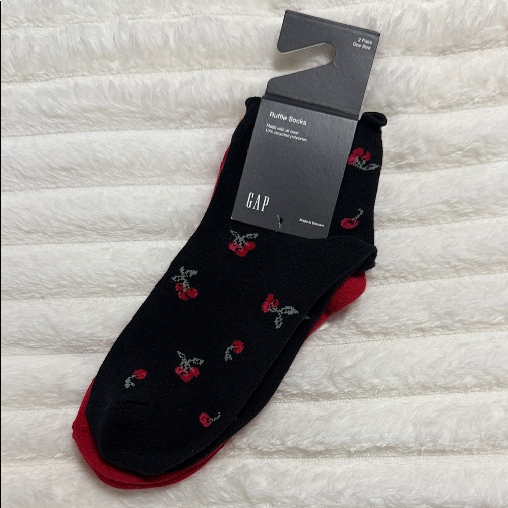 GAP Cherry Ruffle Socks - Picture 2 of 5